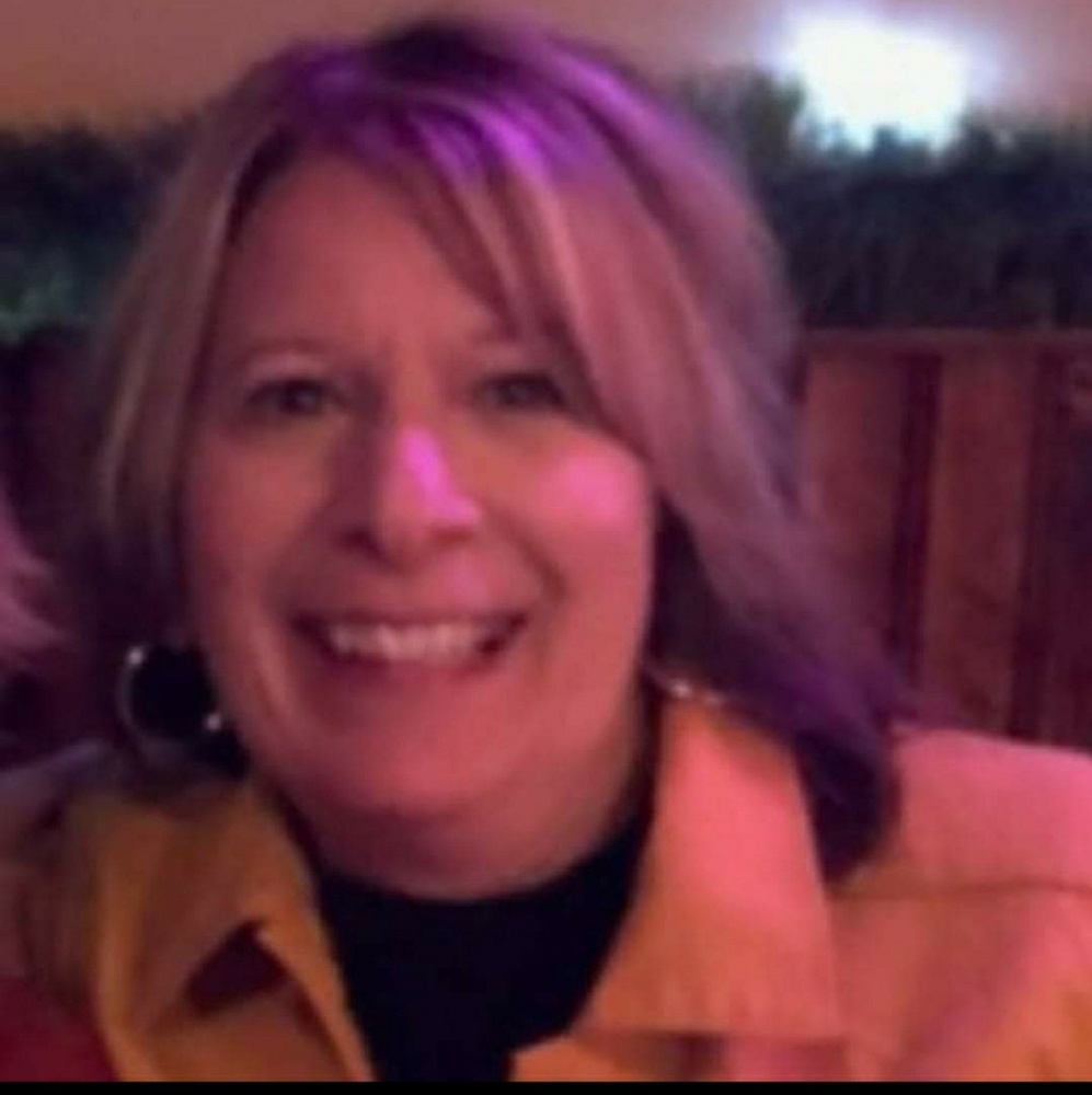 Meet your Posher, Debbie